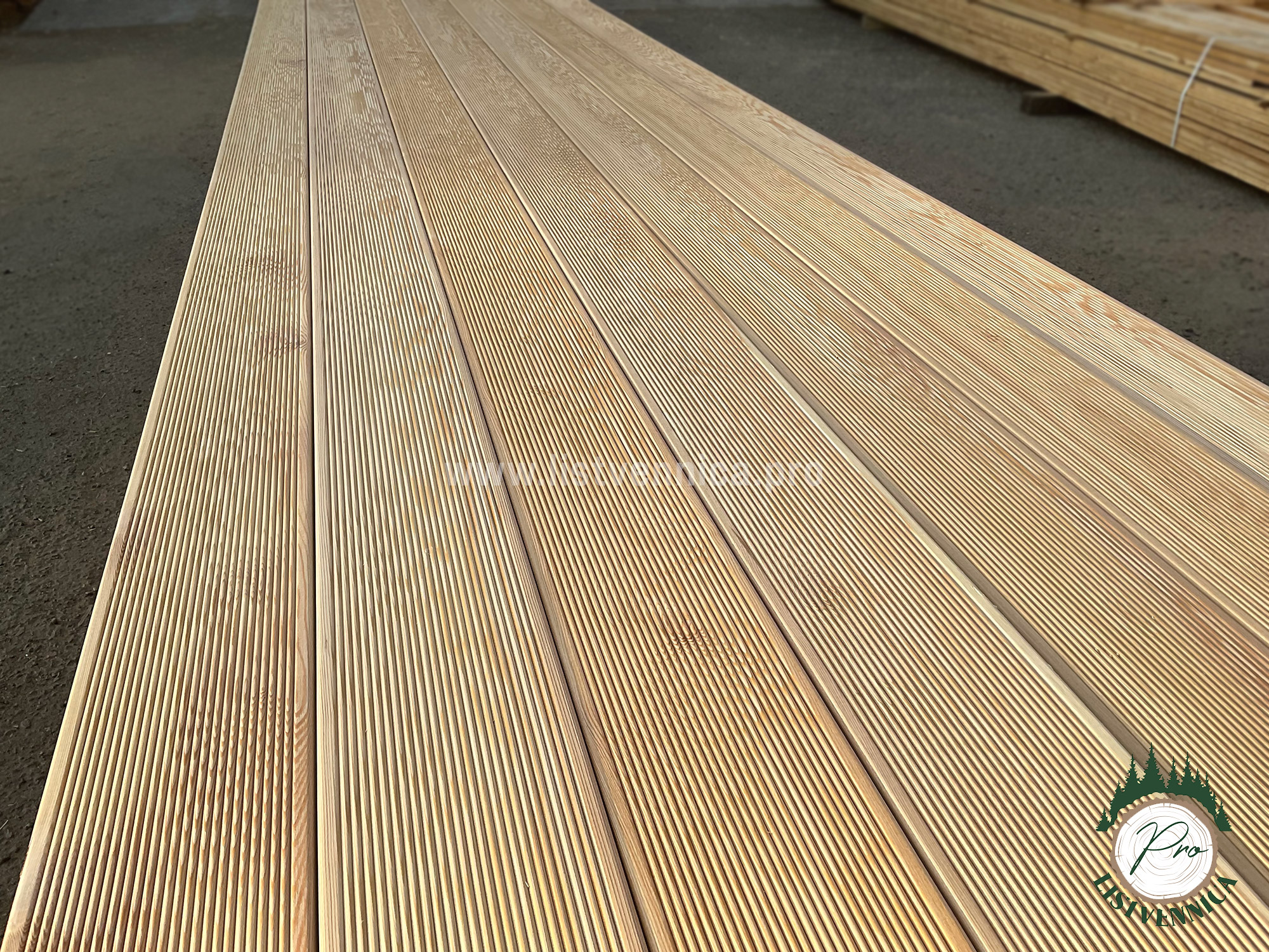 Террасная доска 27х142 из лиственницы 3