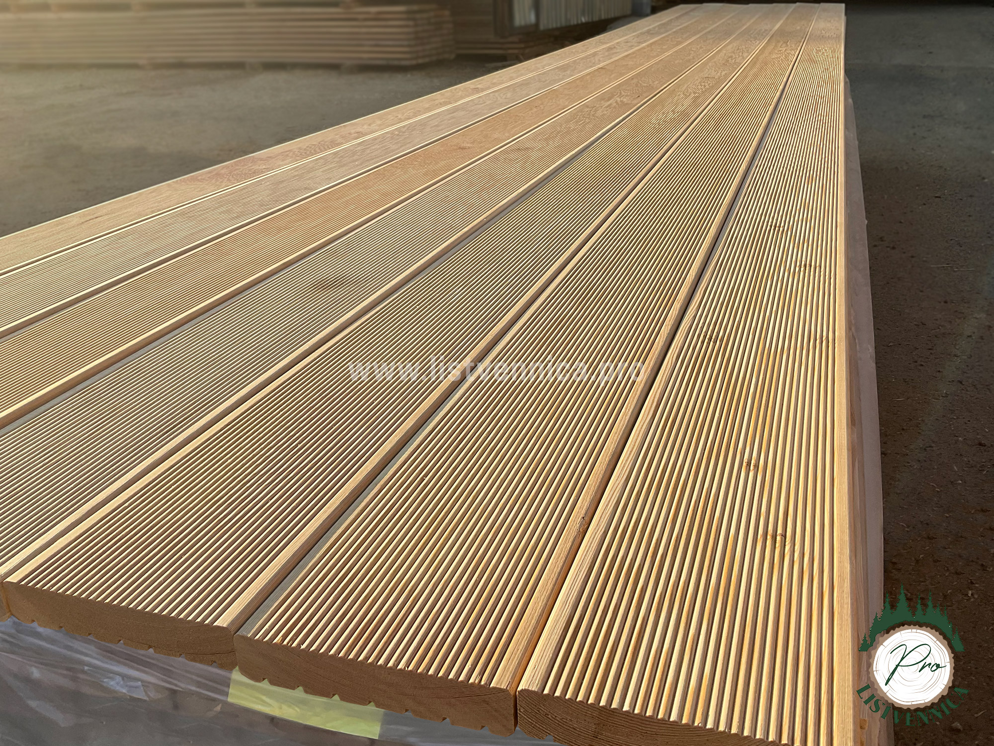 Террасная доска 27х142 из лиственницы 4