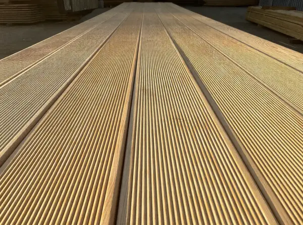 Террасная доска 28х90 из лиственницы